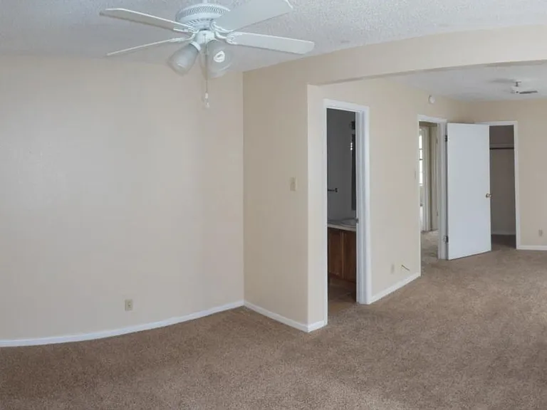 1701 Cedarview Circle — Photo 11