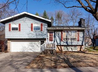 2642 E River Rd NE, Rochester, MN 55906