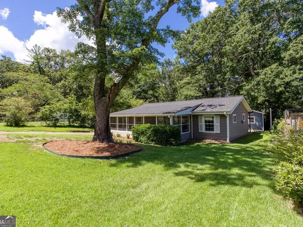2880 Hall Dr SE, Smyrna, GA 30082