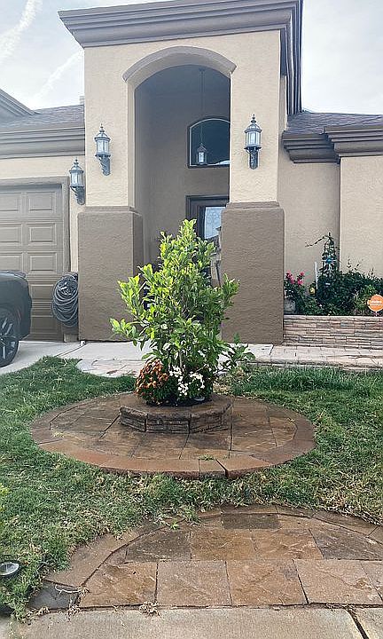 1st image of 5516 Manuel Moreno Dr