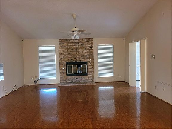 2nd image of 5241 Argonne Blvd