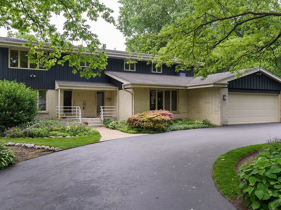 1st image of 3220 University Ave