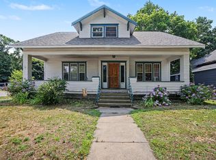 216 E Danaher St, Ludington, MI 49431