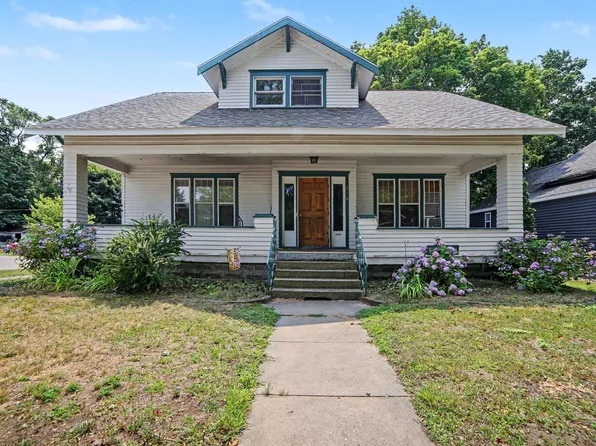216 E Danaher St, Ludington, MI 49431