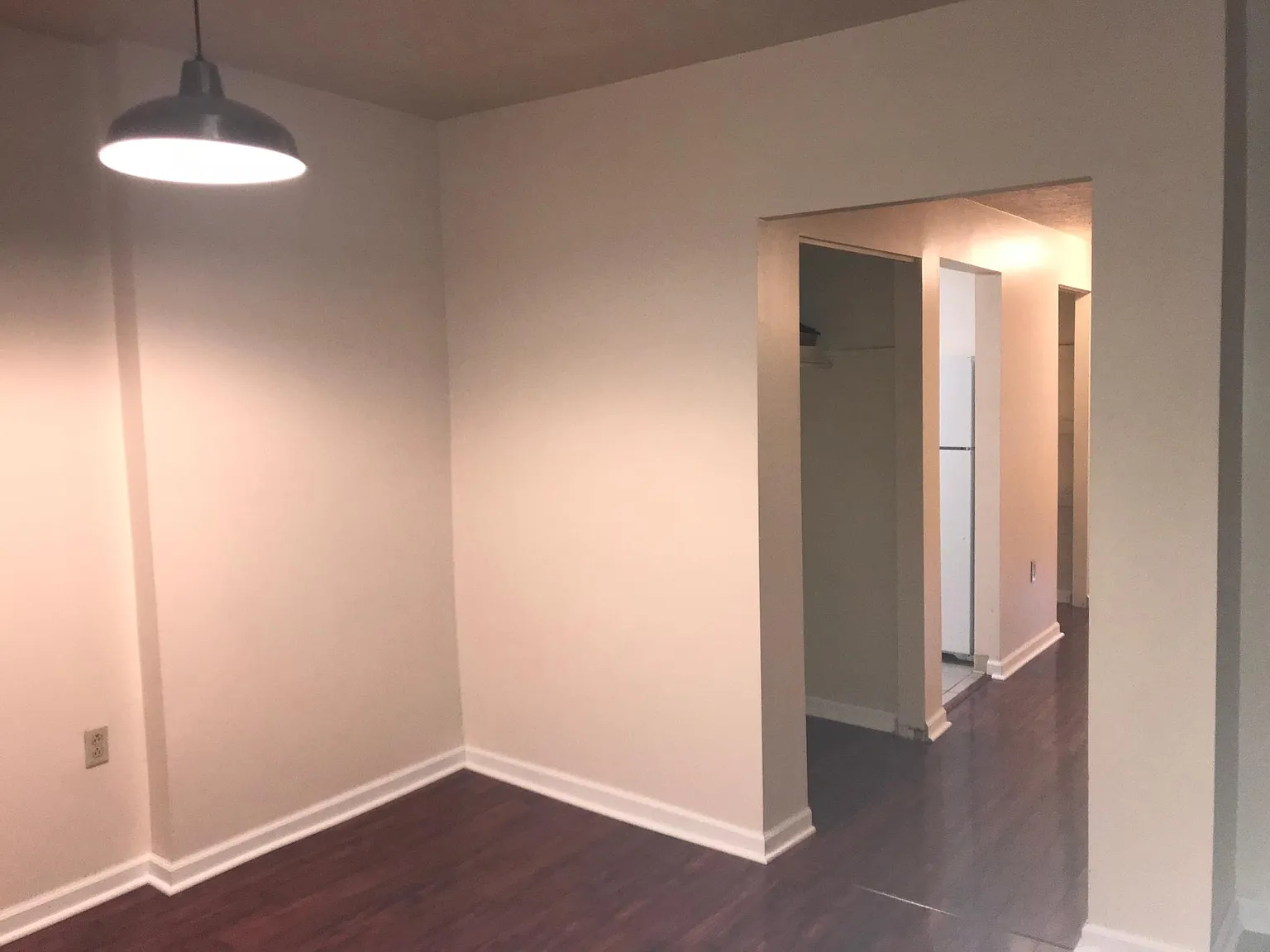 2 bed, 1.5 bath, 1000 sqft, $1,100 — Photo 4
