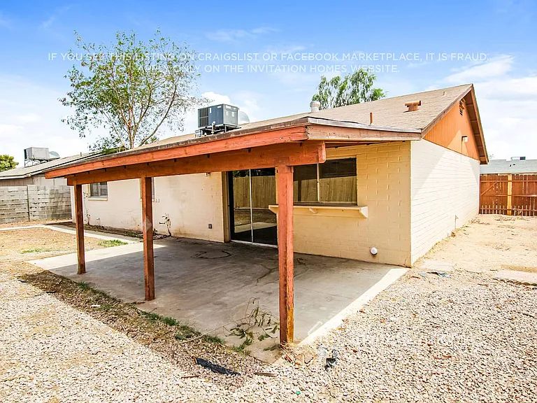 7556 W Turney Ave — Photo 16