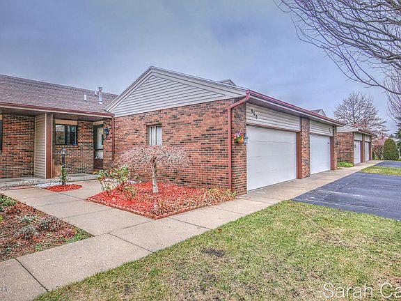 4th image of 960 Amberwood West Dr SW