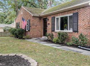 5700 Dawes Ave, Alexandria, VA 22311