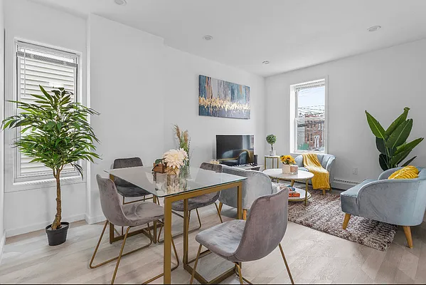 Rented by E Realty International Corp | media 24