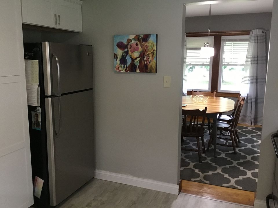 2nd image of 2711 Goldman Ave