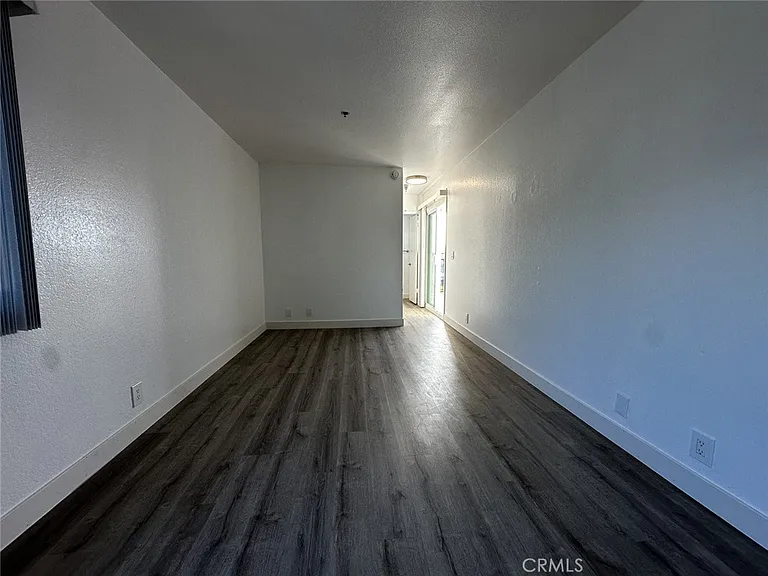 710 W Washington Ave — Photo 6