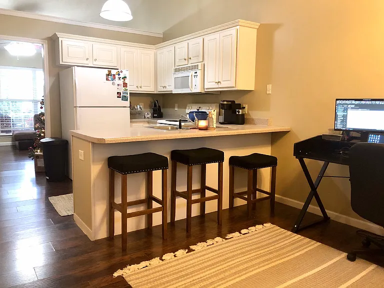 738 Dellwood Dr — Photo 8