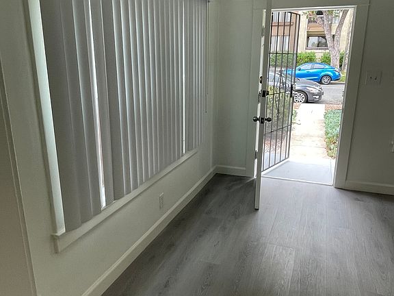 5th image of 213 N Louise St #243