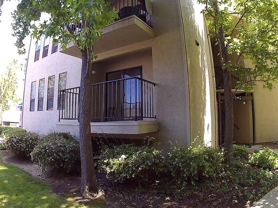 Living Room Balcony