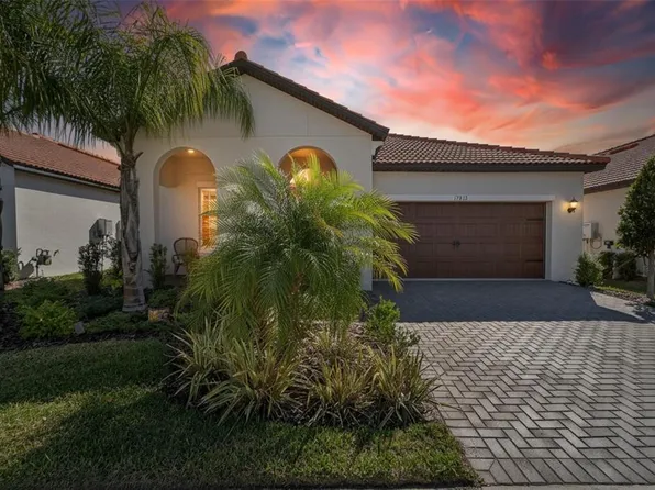 17212 Holly Well Ave, Wimauma, FL 33598