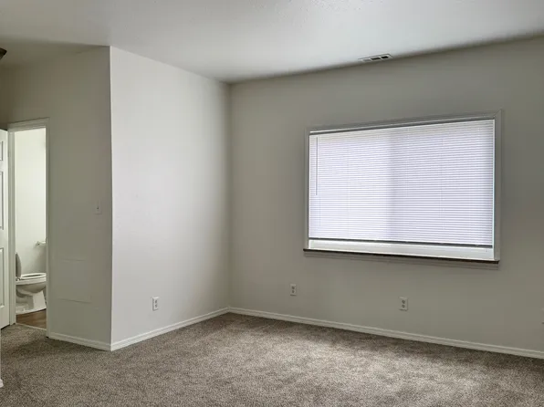 407 Lincoln Way W APT 2, South Bend, IN 46601