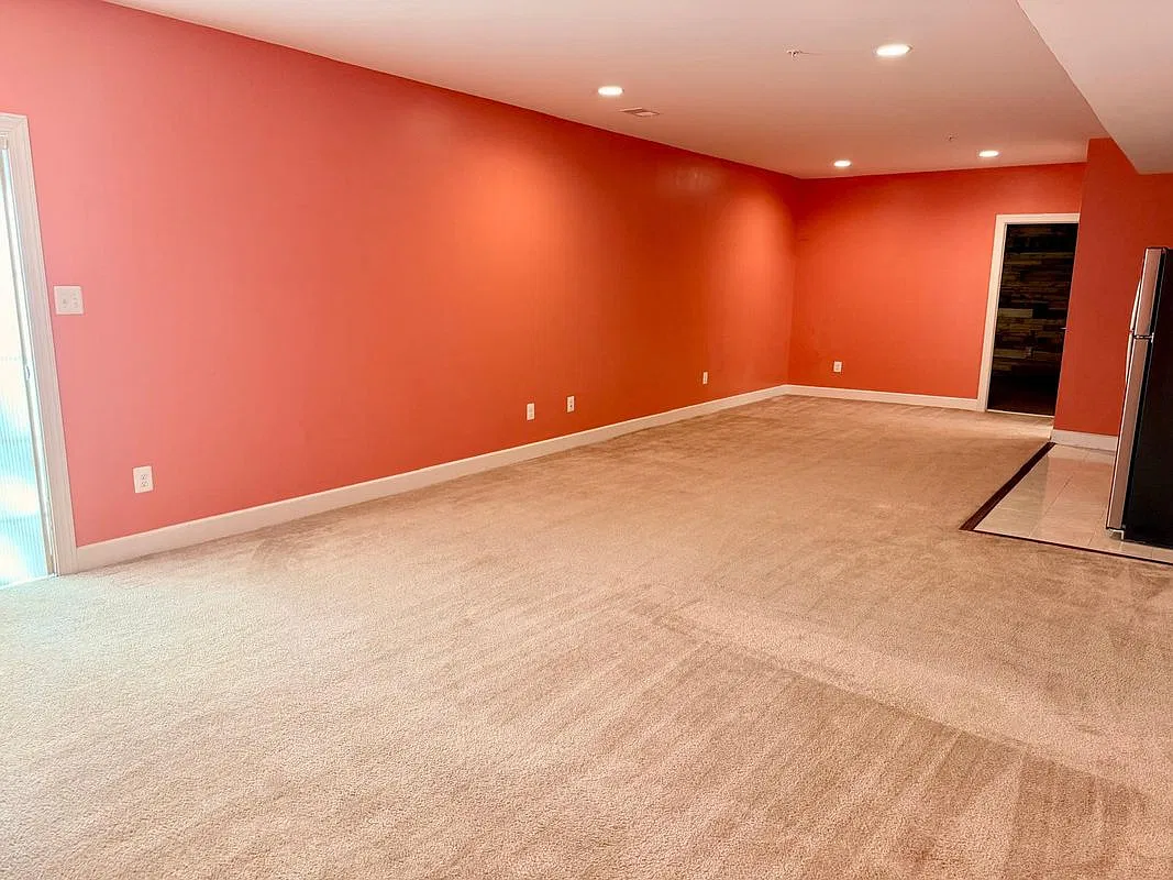 1 bed, 1.0 bath, 1230 sqft, $1,550 — Photo 2