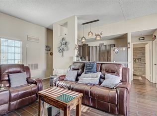 3150 Soft Breezes Dr APT 2018, Las Vegas, NV 89128