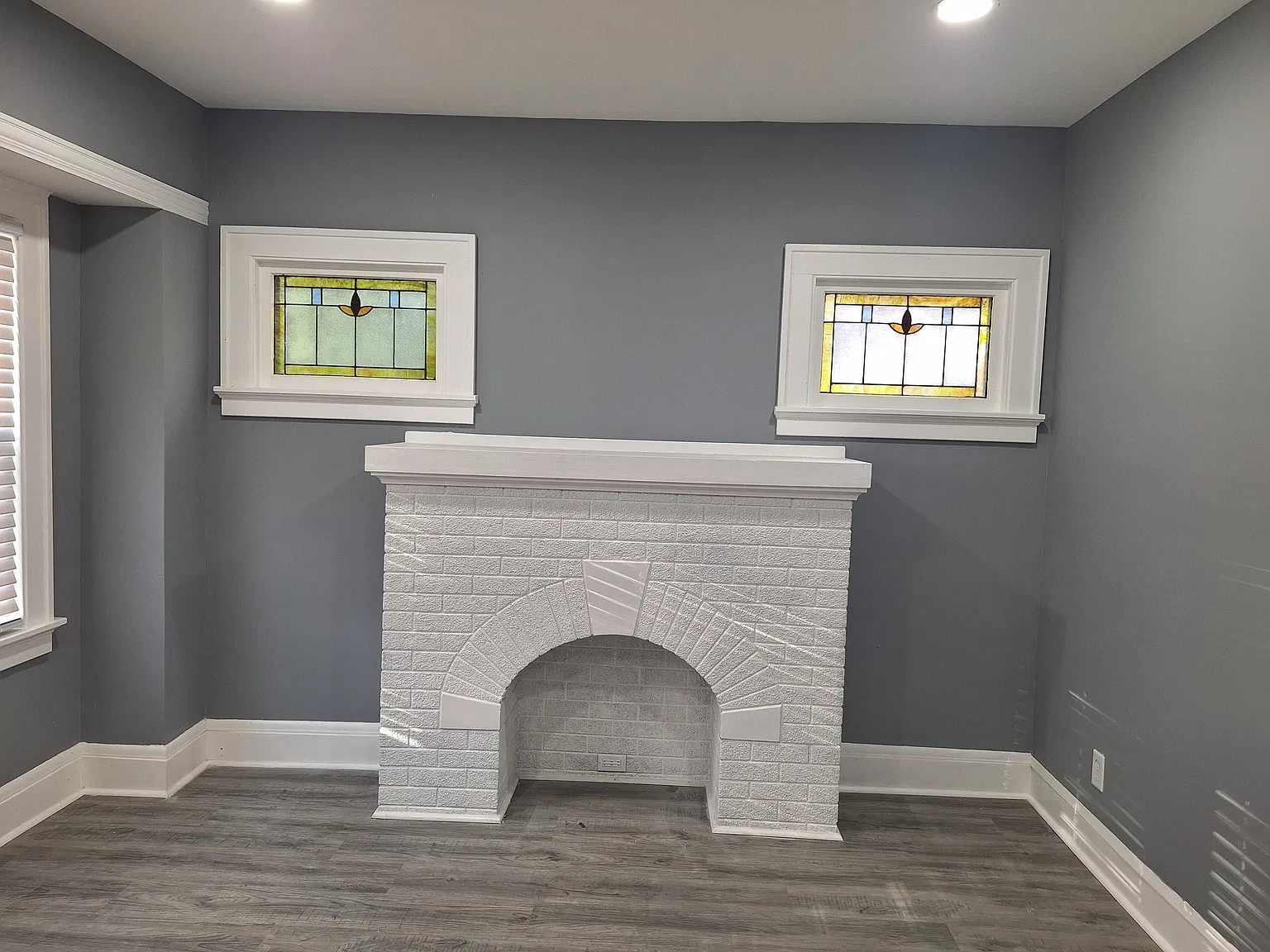 4058 N 24th Pl — Photo 3