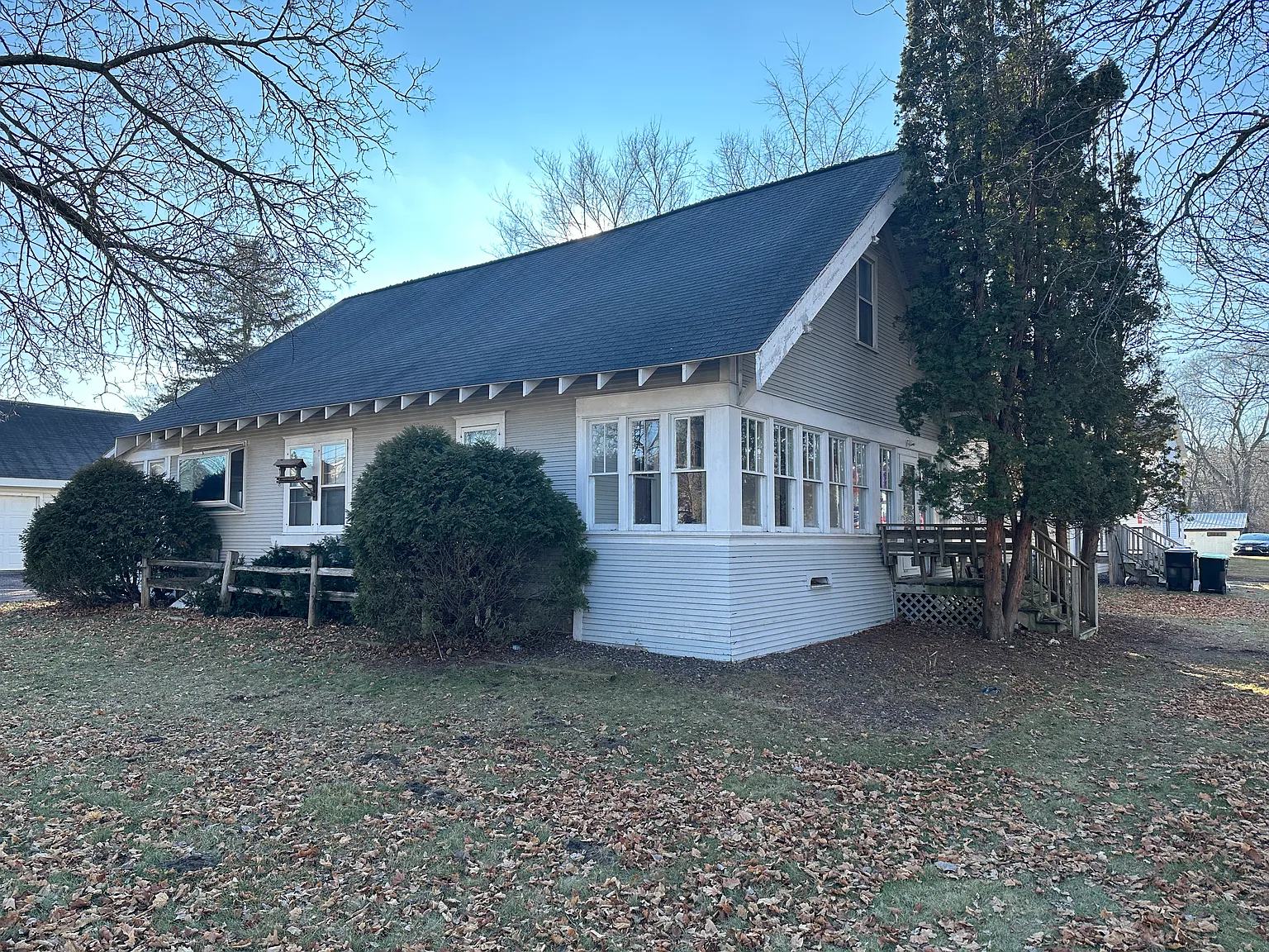 4 bed, $1,425 — Photo 2