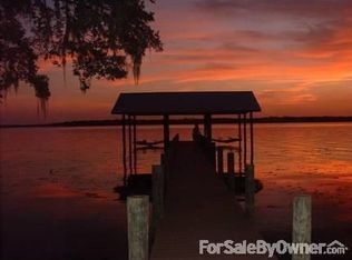 137 Parker Rd, Crescent City, FL 32112