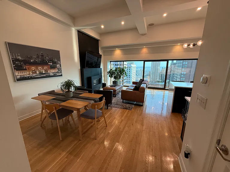 1101 Walnut St #1502 — Photo 3