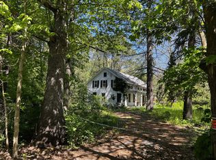 60 Phillips Rd, Poughkeepsie, NY 12603