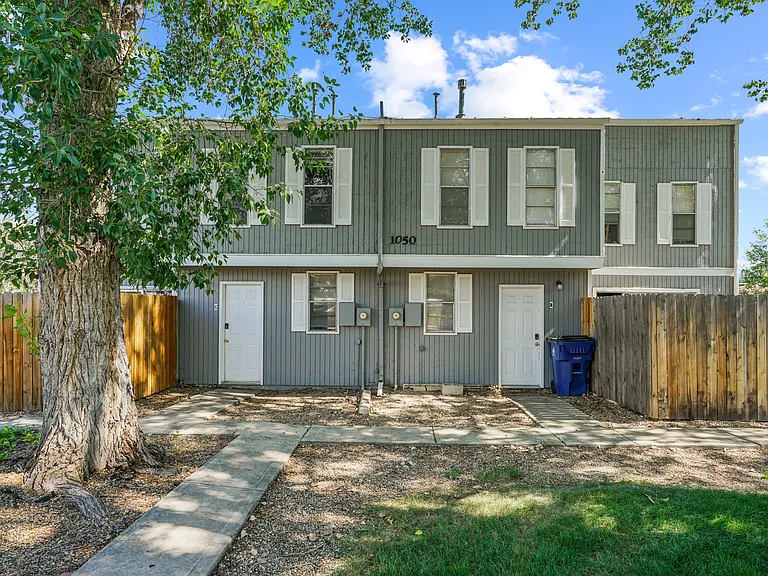 1050 Sir Galahad Drive — Photo 11