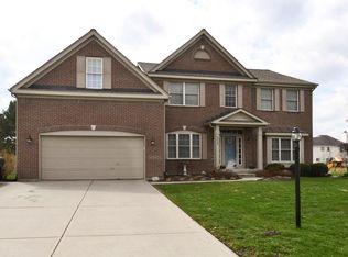 8949 Sommerwood Dr, Noblesville, IN 46060