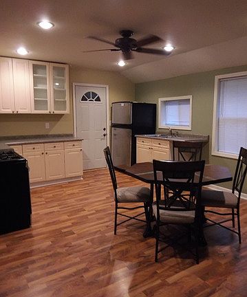 5th image of 225 E Lahman St