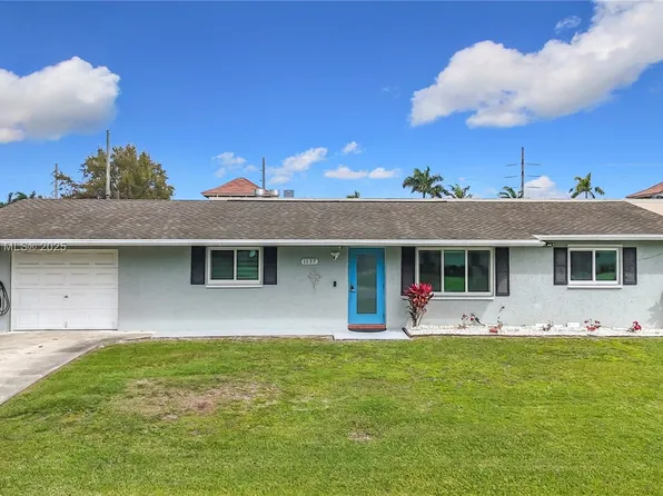 1137 SE Petunia Ave, Port Saint Lucie, FL 34952