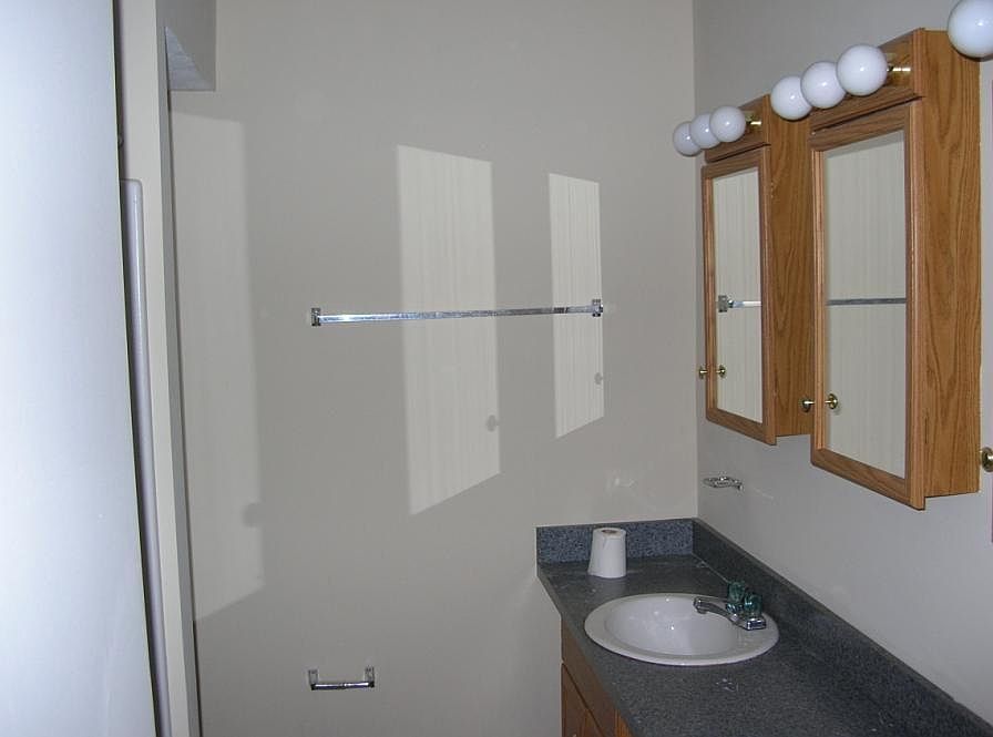 1st image of 180 Chittenden Ave