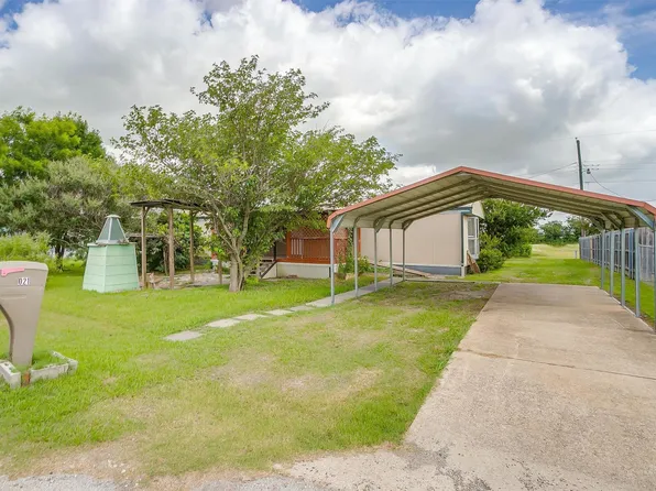 1021 Tanglewood Dr, Alvarado, TX 76009