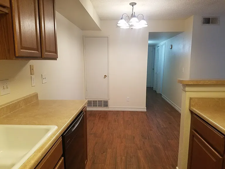 1872 S Pitkin Cir #0 — Photo 17