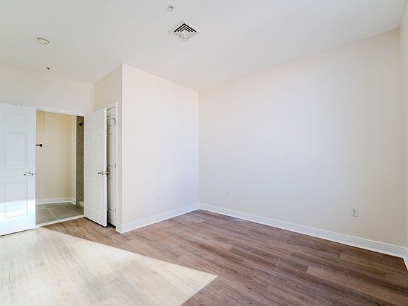 5th image of 333 State St #601