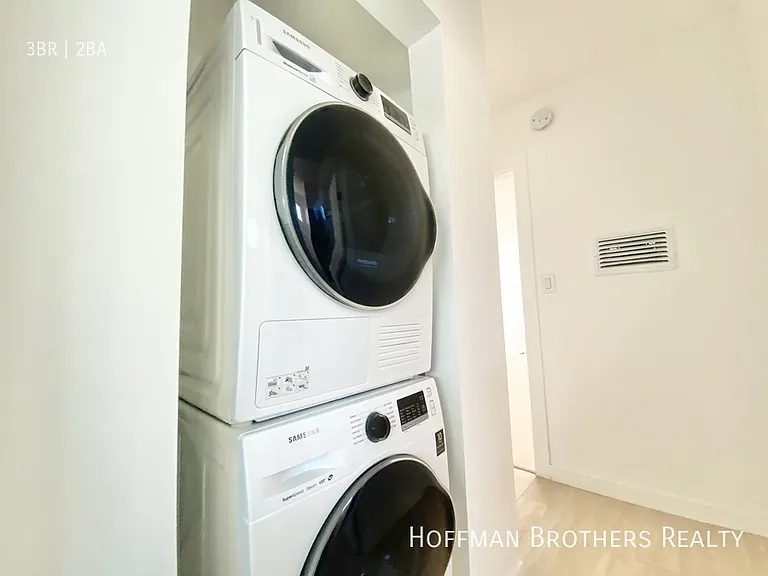 1017 Ocean Park Blvd #7 — Photo 7