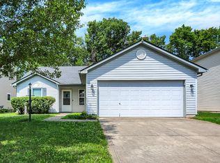 1492 Round Lake Rd, Greenwood, IN 46143