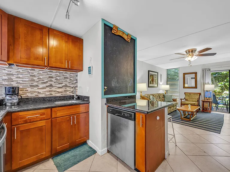3676 Lower Honoapiilani Rd #D102 — Photo 6