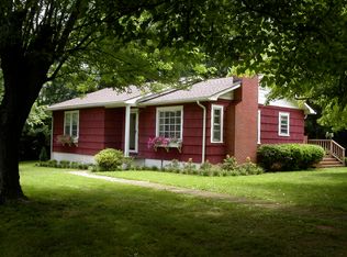 7 Morgan St, Candler, NC 28715