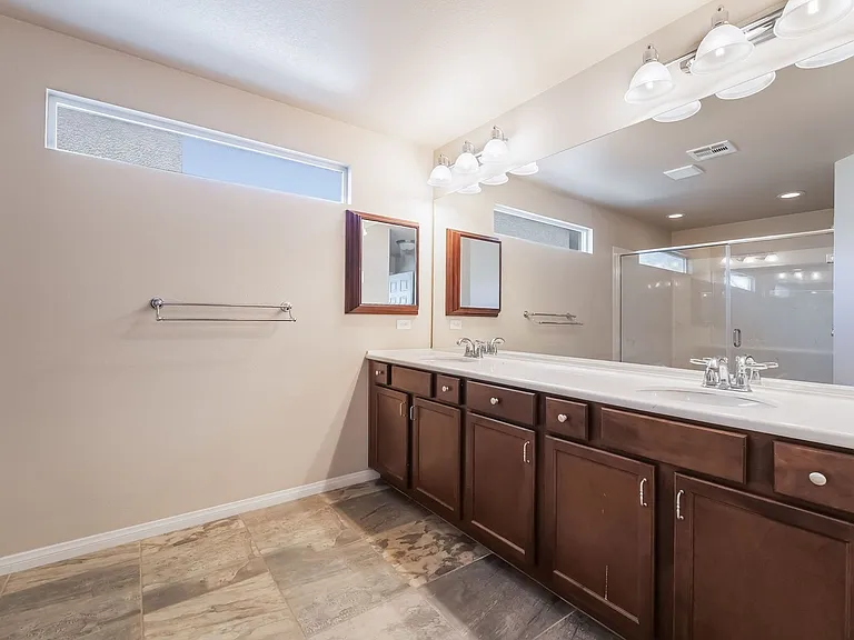 6014 Belvedere Canyon Ave — Photo 21