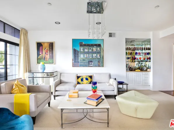 200 N Swall Dr Unit 513, Beverly Hills, CA 90211