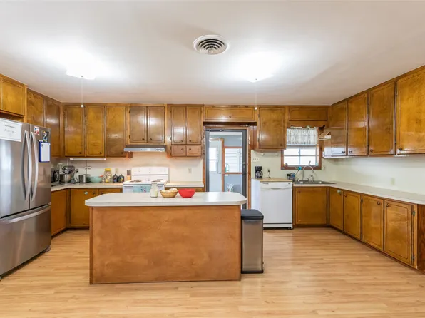 8867 Spinks Rd, Abilene, TX 79603