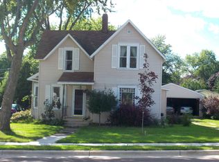 112 N Huron Ave, Spring Valley, MN 55975