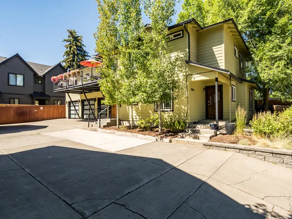 909 NW Delaware Ave, Bend, OR 97703