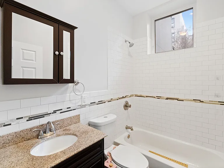 916 Willow Ave #1 — Photo 23