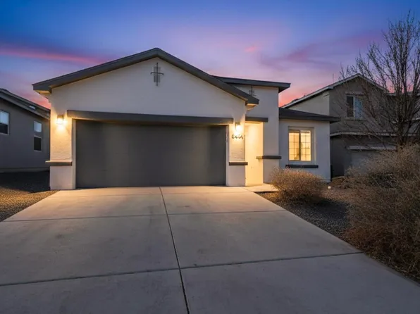 6404 Red Falcon Dr NE, Rio Rancho, NM 87144