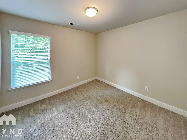 10143 Benton Woods Dr — Photo 14