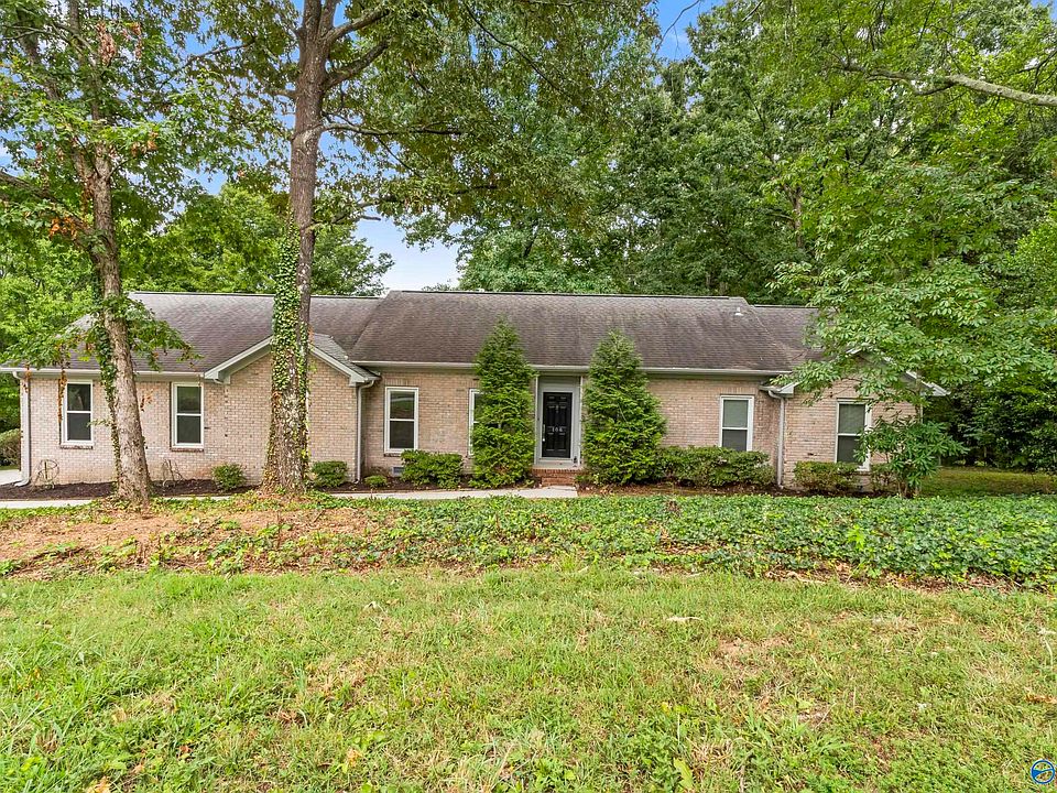 1st image of 106 Briarwood Dr