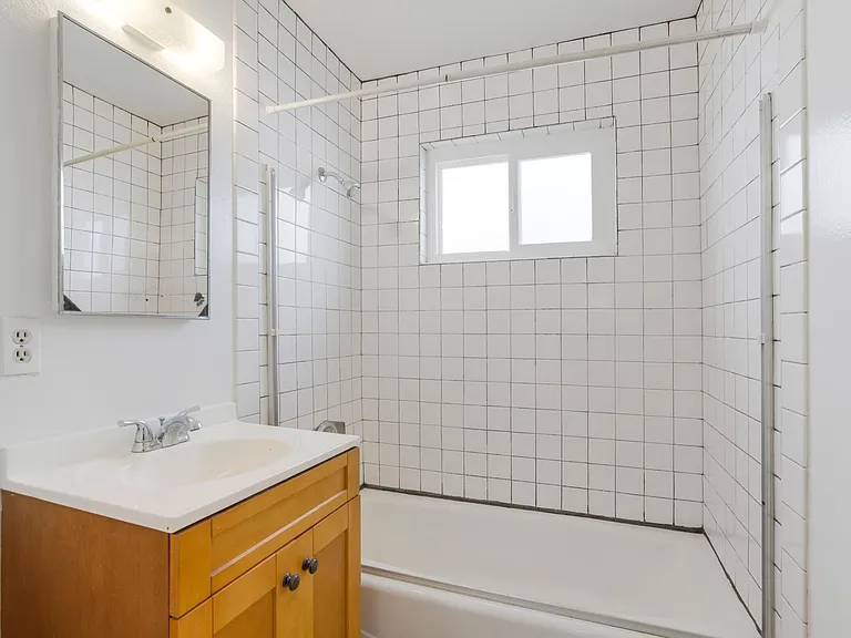 200 Chester Way #4 — Photo 4