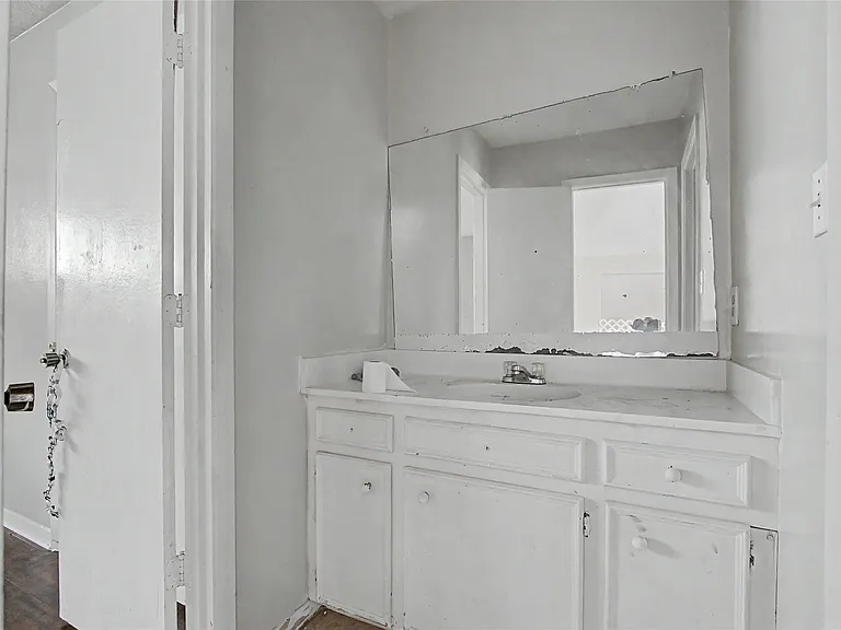 13119 Hollowcreek Park Dr — Photo 19